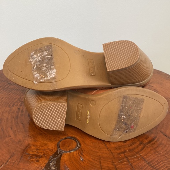 Bamboo Taupe Cowboy Style Booties Chunky Heel, Size 8 - Picture 4 of 8